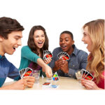 Mattel Uno Playing Card Game - Image 4